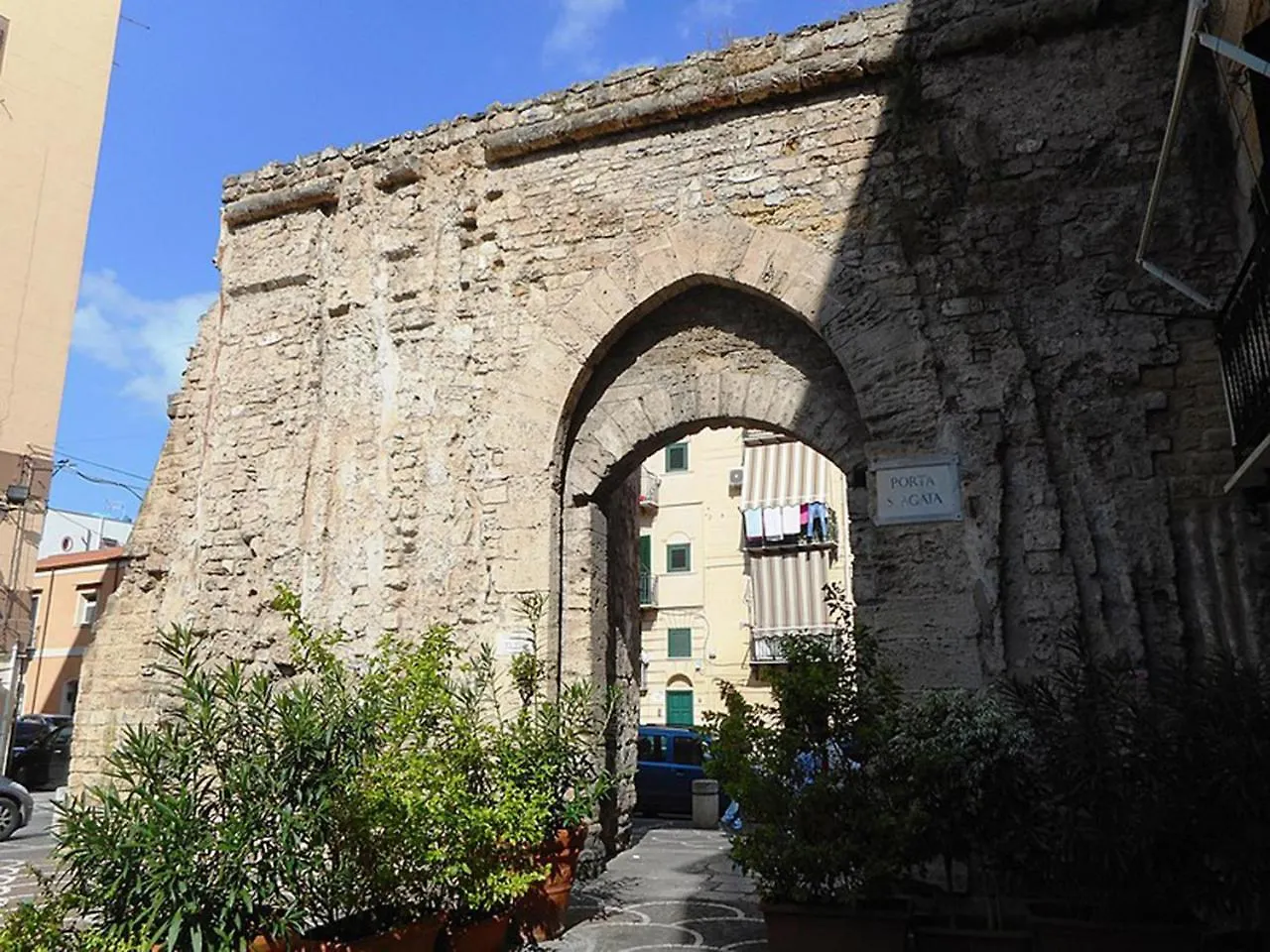 פלרמו Porta Sant'Agata Apartments איטליה